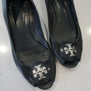 Tory burch wedge 8.5